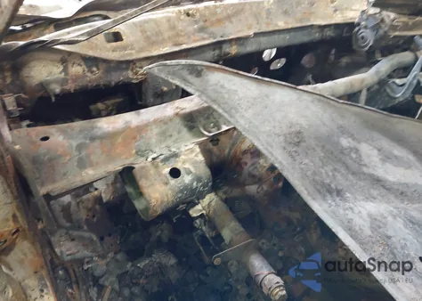 1998 Subaru Legacy из США, поврежденный, VIN 4S3BK4256W7319390